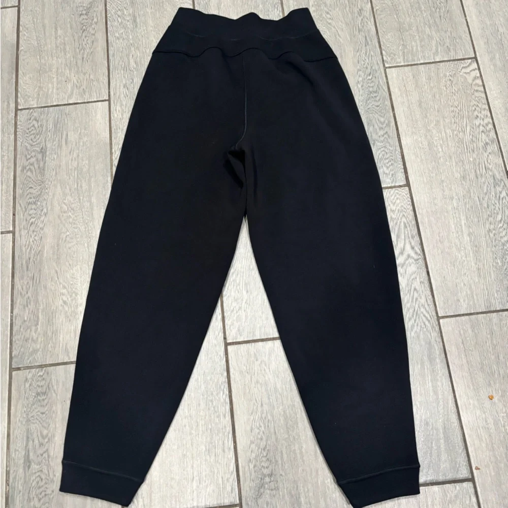 Athleta Get Set Hybrid Black Jogger Pants Size XXS - Picture 6 of 6